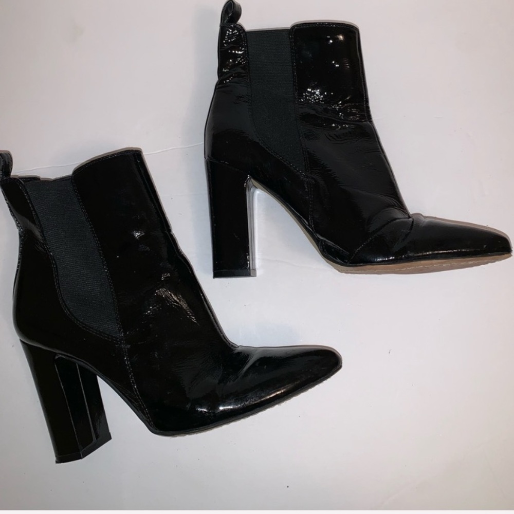 ❌SOLD ❌Vince Camuto booties